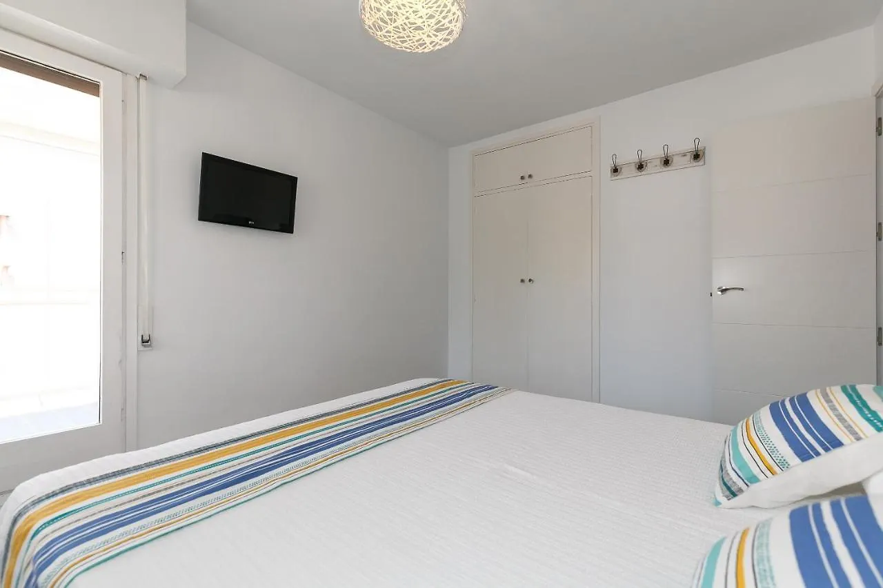 Uhc Skorpios Apartments 살루 스페인
